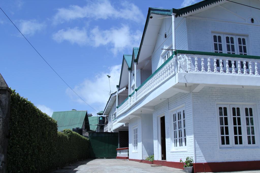 Blue Moon Hotel Nuwara Eliya Oda fotoğraf