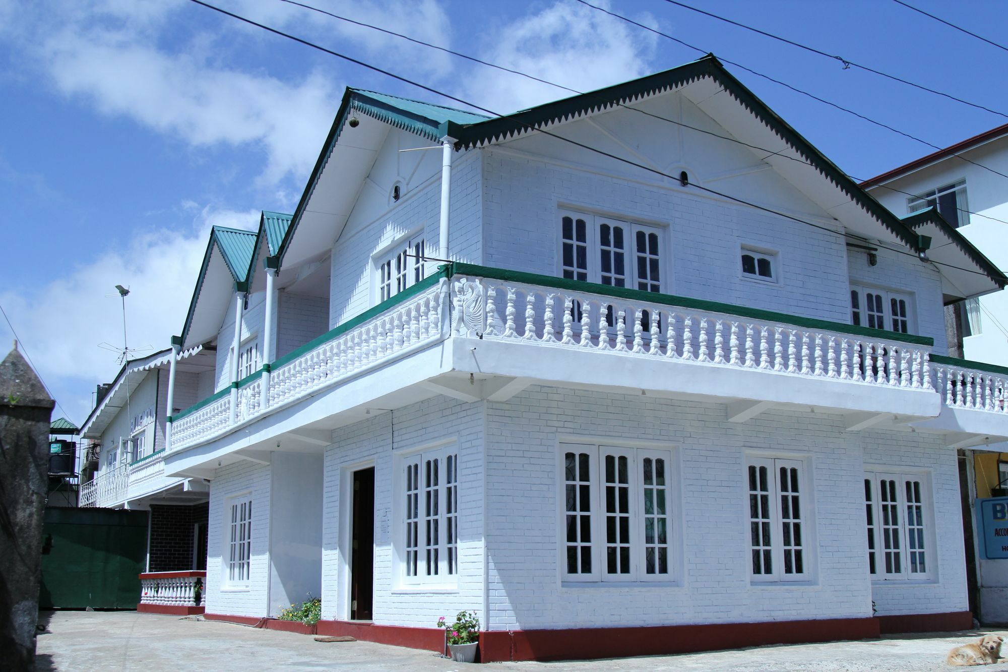 Blue Moon Hotel Nuwara Eliya Dış mekan fotoğraf